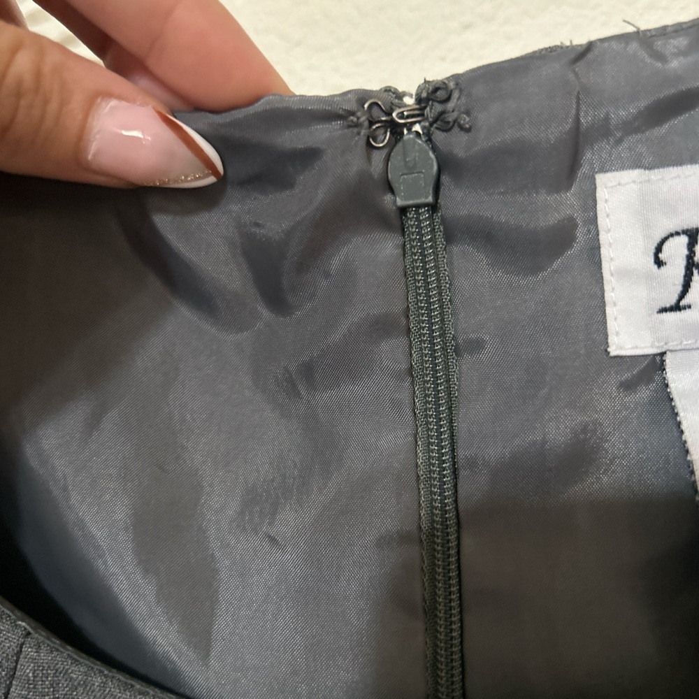 K Petite Grey Windowpane Plaid Sheath Dress - Size 8P - Picture 5 of 10